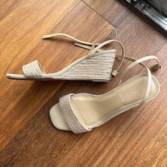Joie Espadrille Wedges - Picture 2 of 4